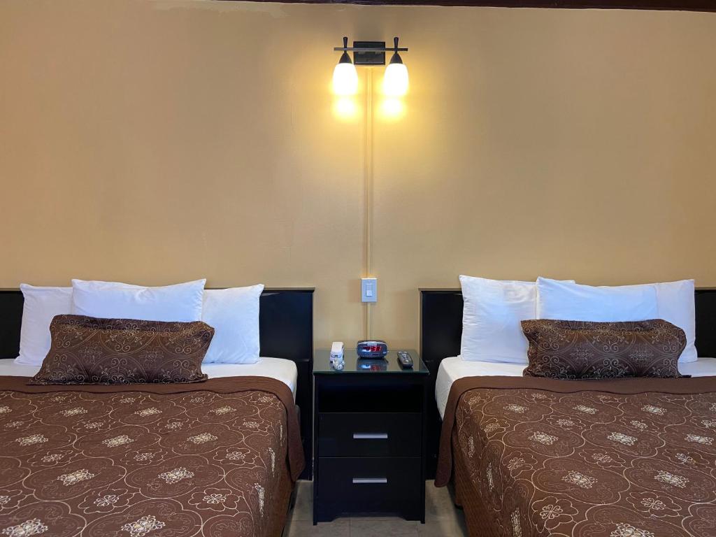 Deluxe Suite with Spa Bath