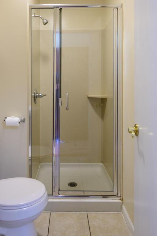 Double Room with Two Double Beds and Private Bathroom