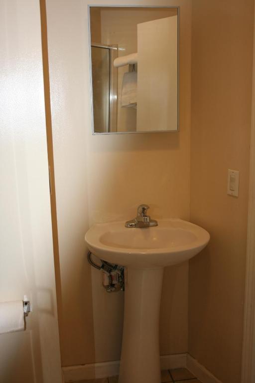 Double Room with Two Double Beds and Shared Bathroom