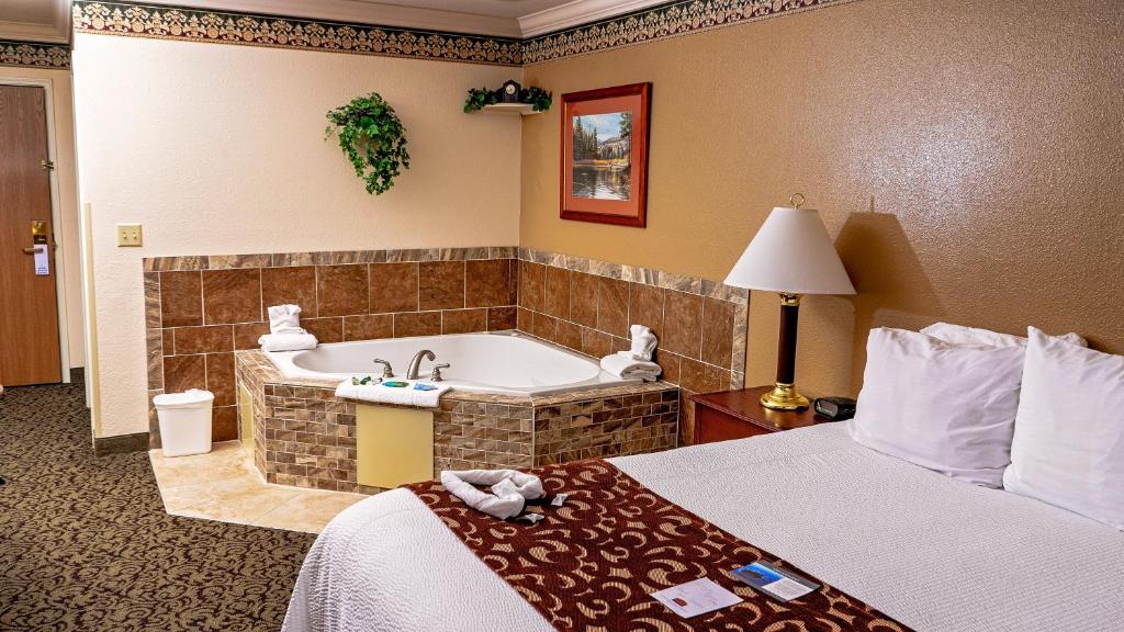 King Room with Jacuzzi