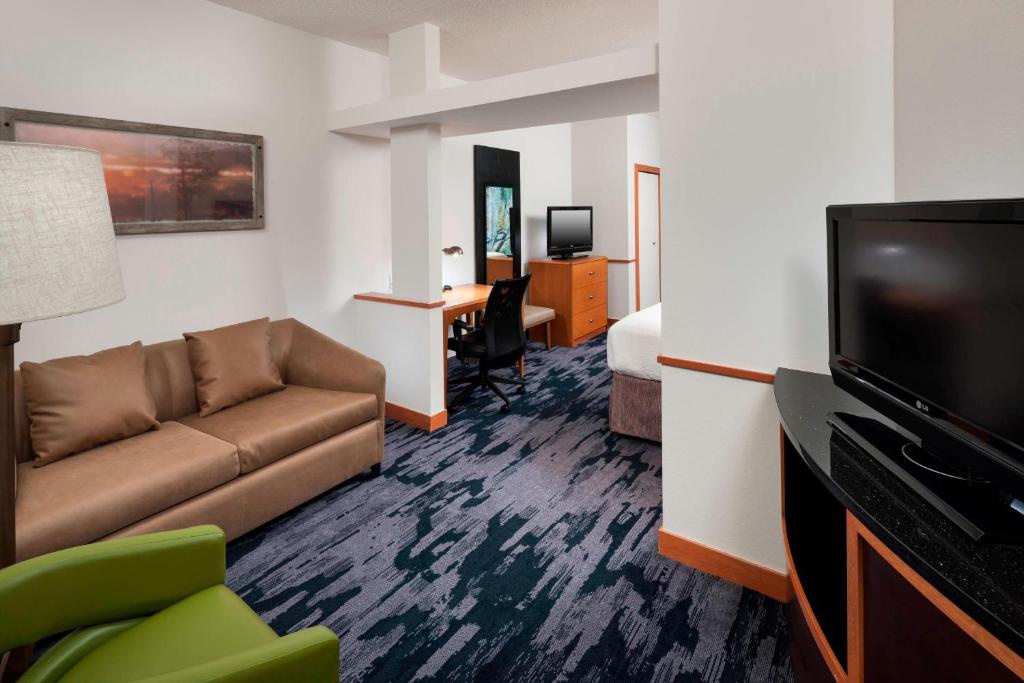 King Suite with Sofa Bed