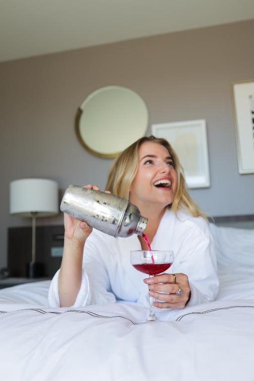 Fairmont King Room with Bathtub and Balcony