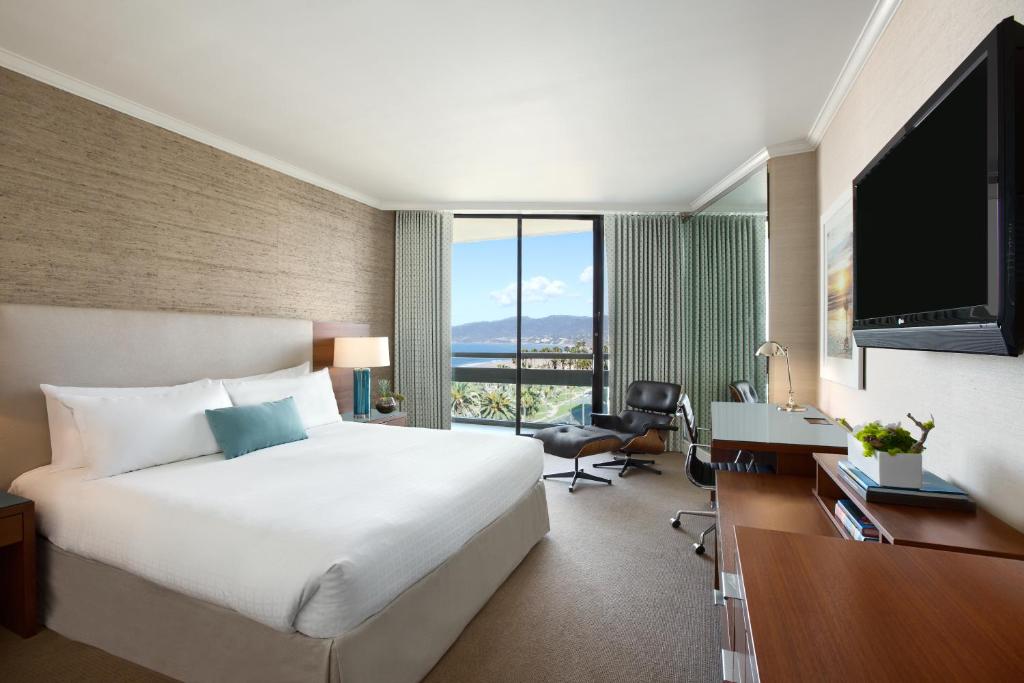 Premier King Room with Ocean View