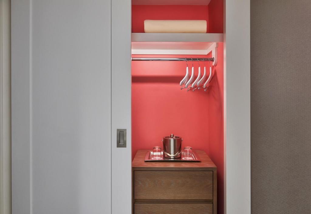 Executive Room 2 Queens Non-Smoking