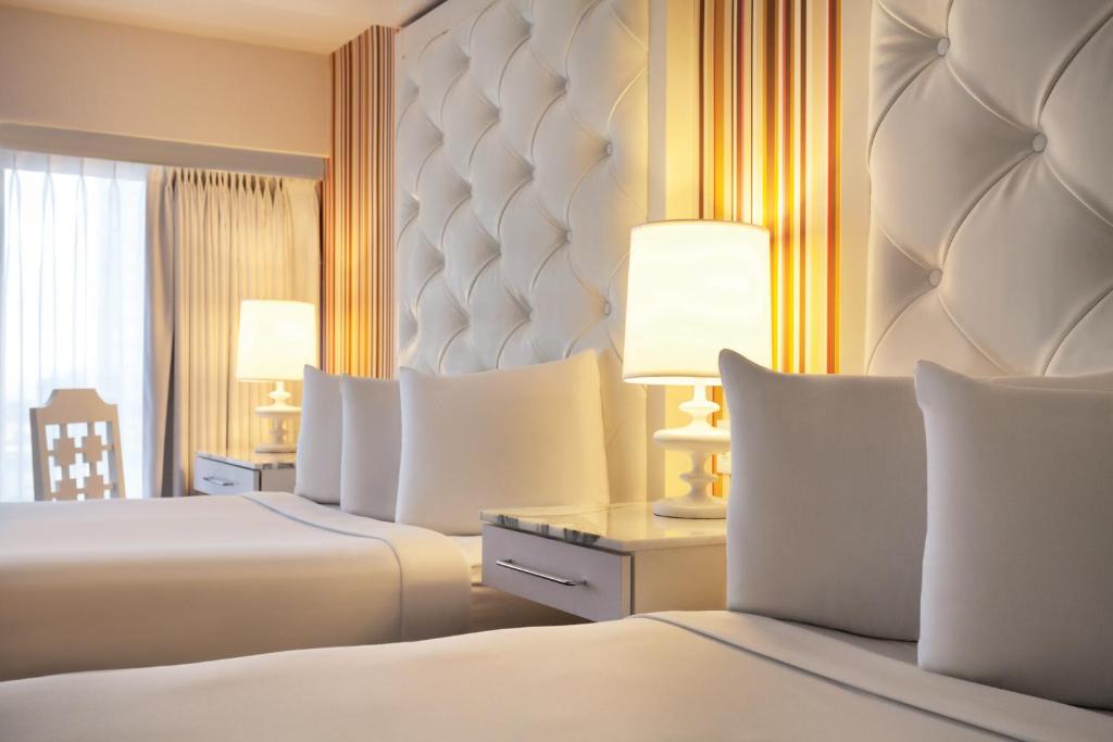 Go Room 2 Queens Attraction View