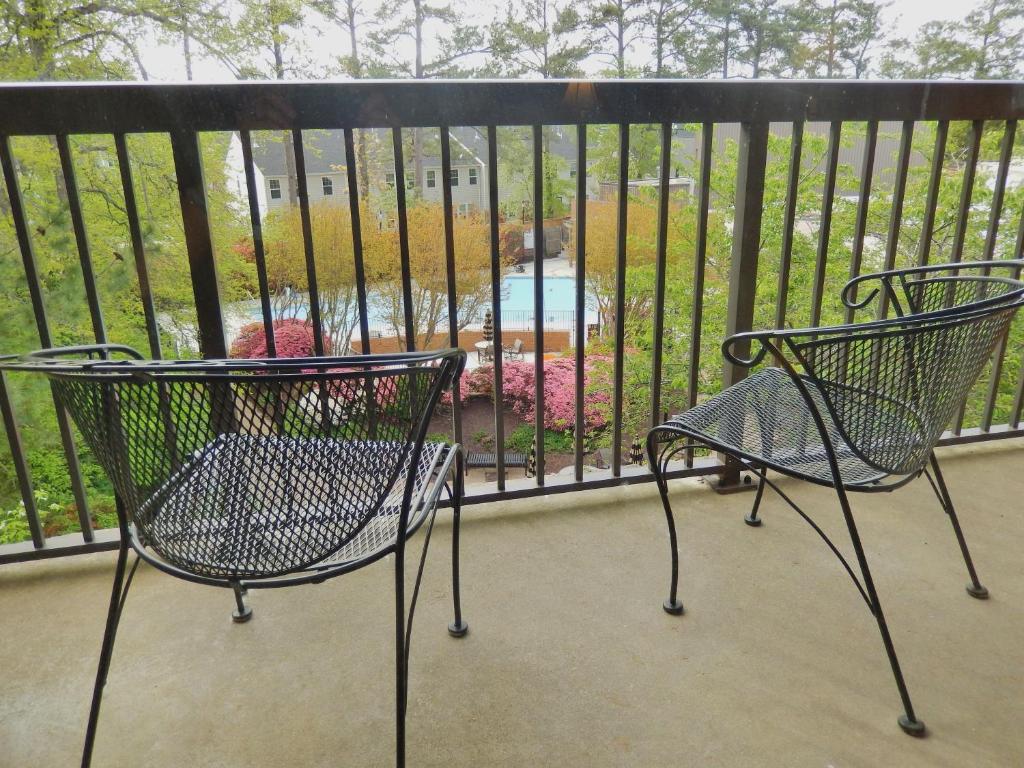 Junior King Suite – Non-Smoking