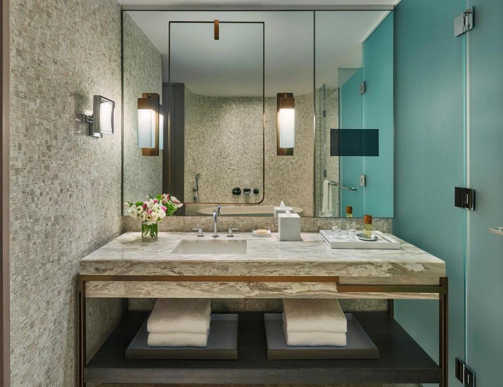 Manhattan Room with Double Beds