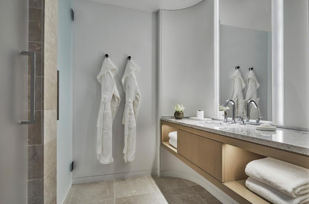 Grand Cityscape Room Double