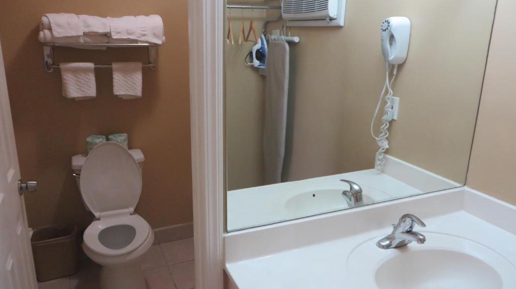 King Room – Non-Smoking