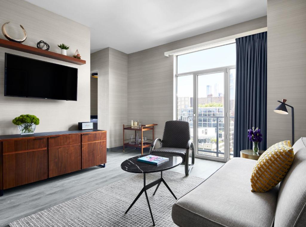 Gansevoort One-Bedroom King Suite