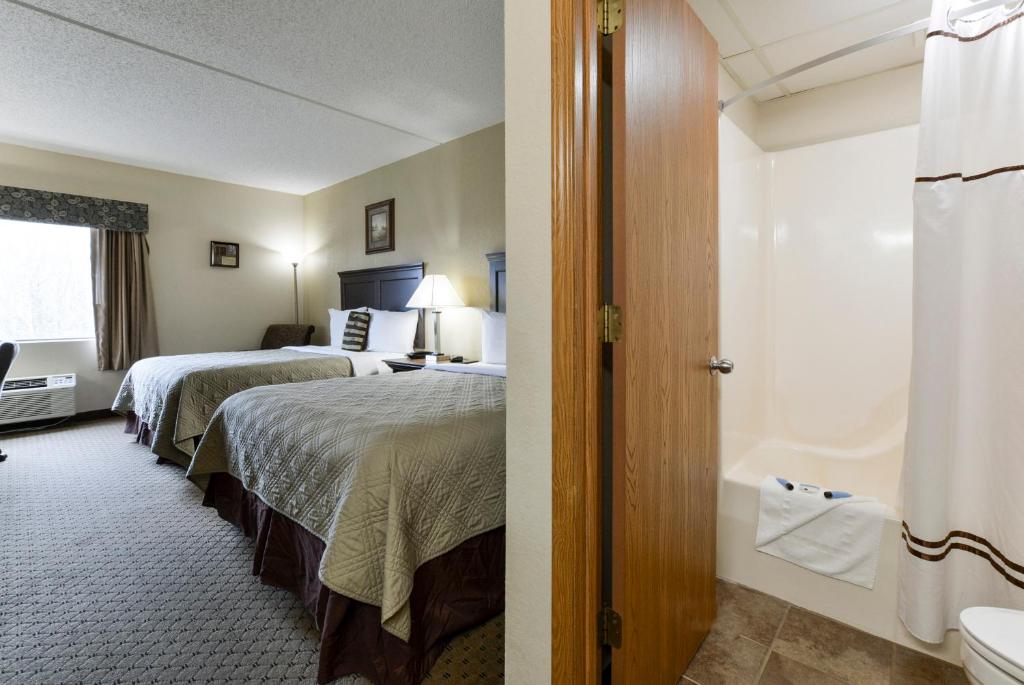 Queen Room with Two Queen Beds