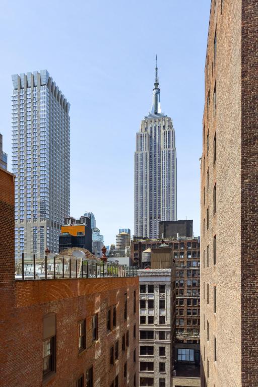 King Room with Empire View