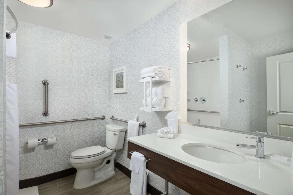 King Room – Mobility AccessibleNon-Smoking