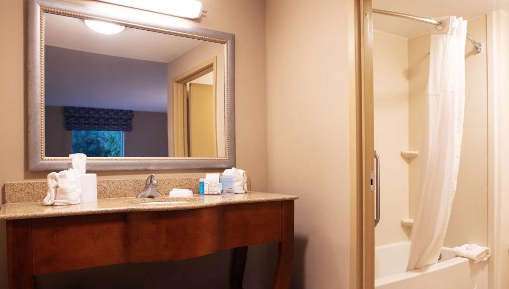 Queen Suite with Two Queen Beds