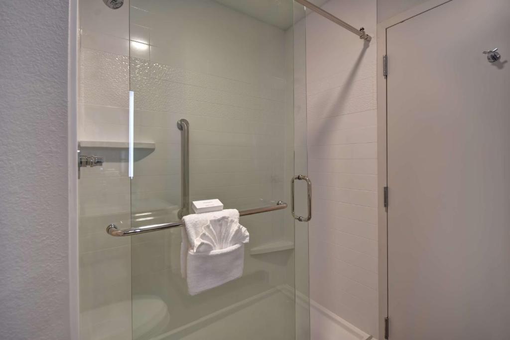 King Room – Non-Smoking