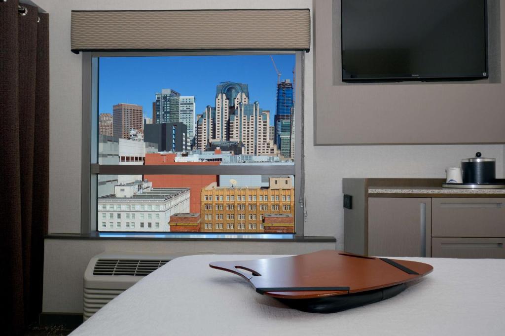 King Room with City View