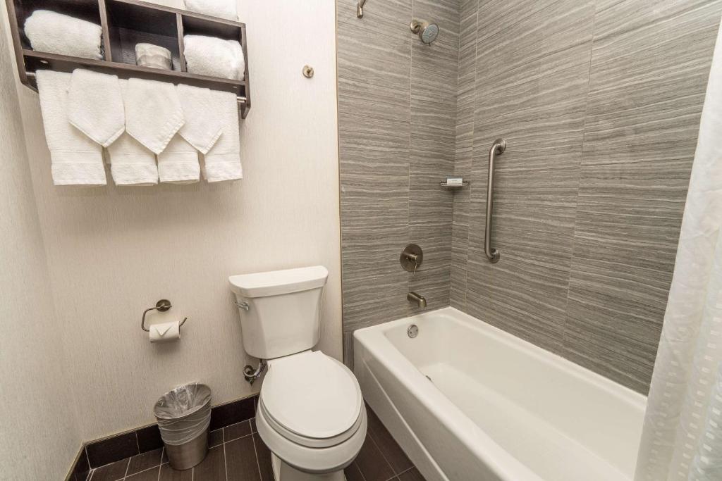 King Room with City View