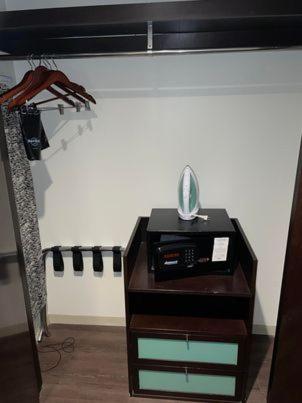 King Nonsmoking Royal Tower