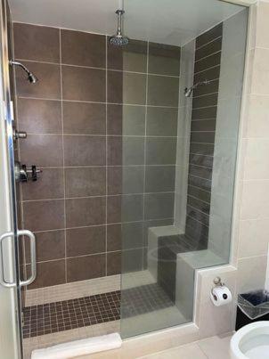 King Smoking Royal Tower