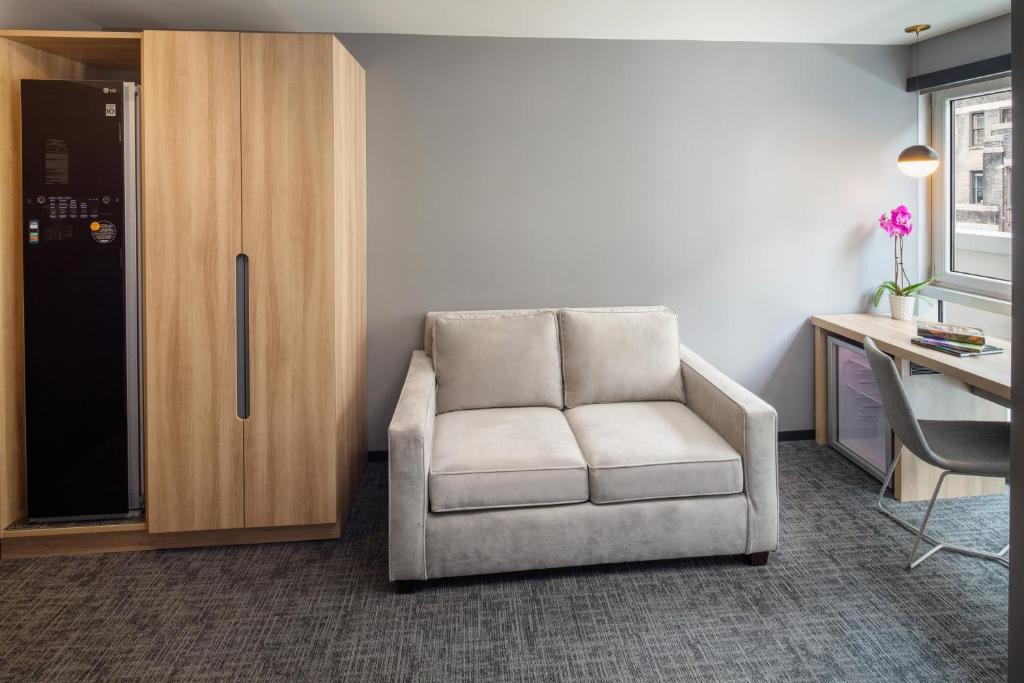 Superior Suite with Balcony