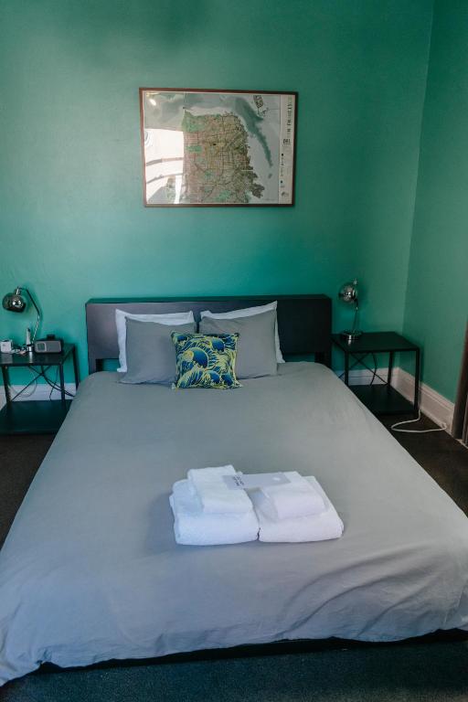 Private Queen Room Ensuite