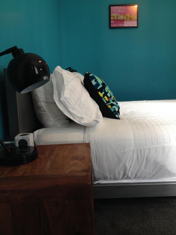 Private Queen Room Ensuite