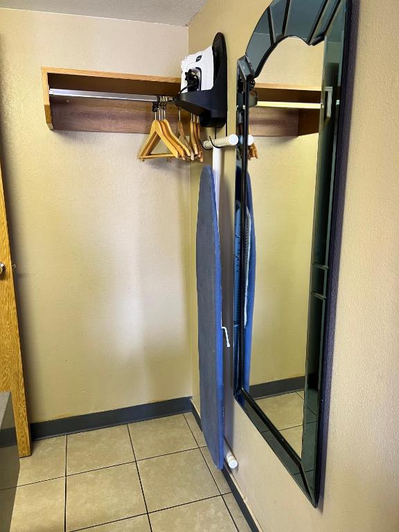 Queen Room with Two Queen Beds – Non-Smoking