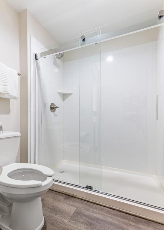 Standard Double Room with Two Double Beds – Non Smoking