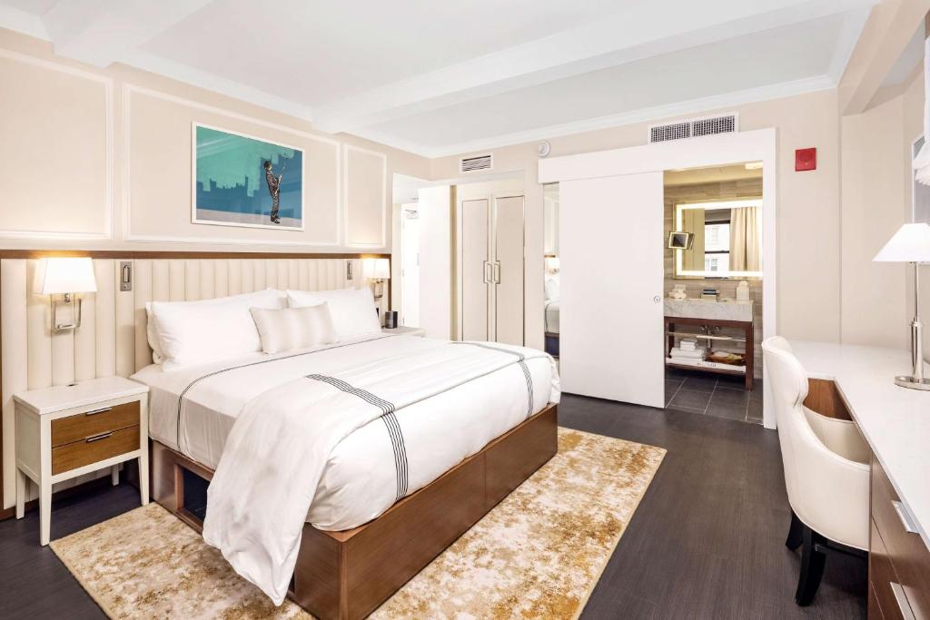 Deluxe King Studio Plus