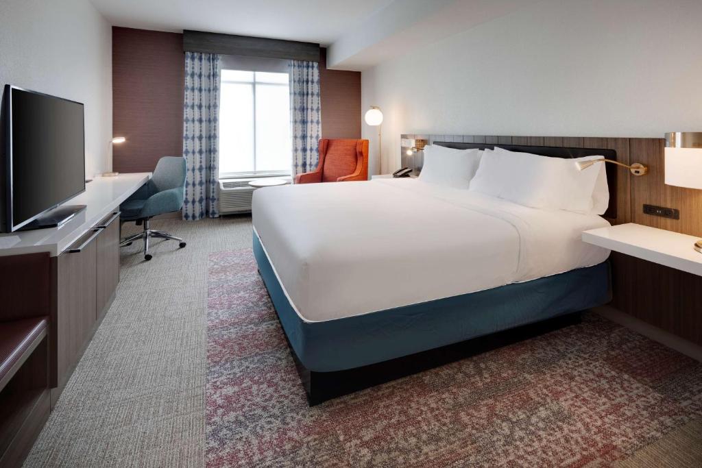 King Room – Hearing Accessible