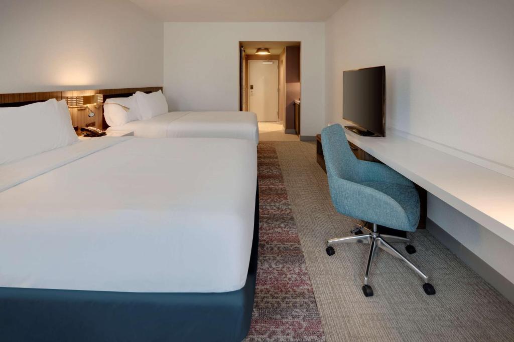 Queen Room with Two Queen Beds