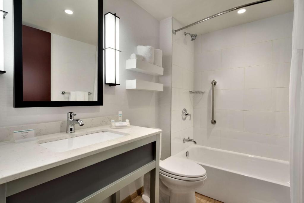 King Room – Hearing Accessible