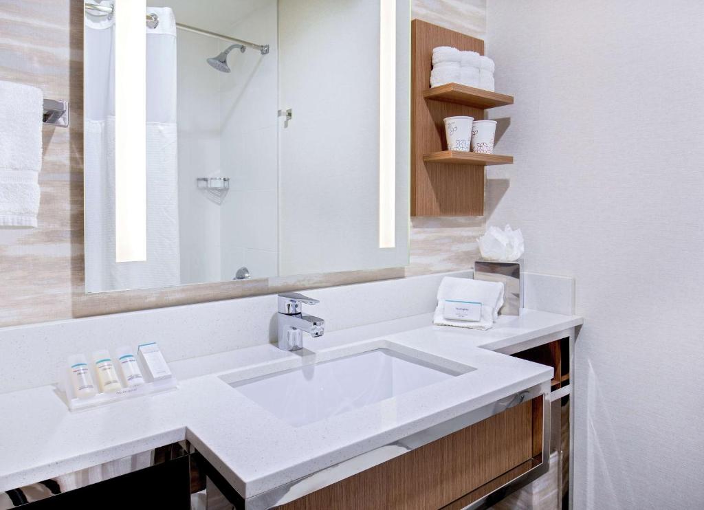 King Room with City View