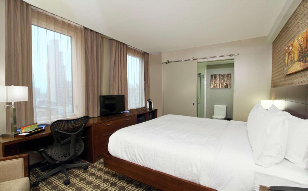 King Room with City View