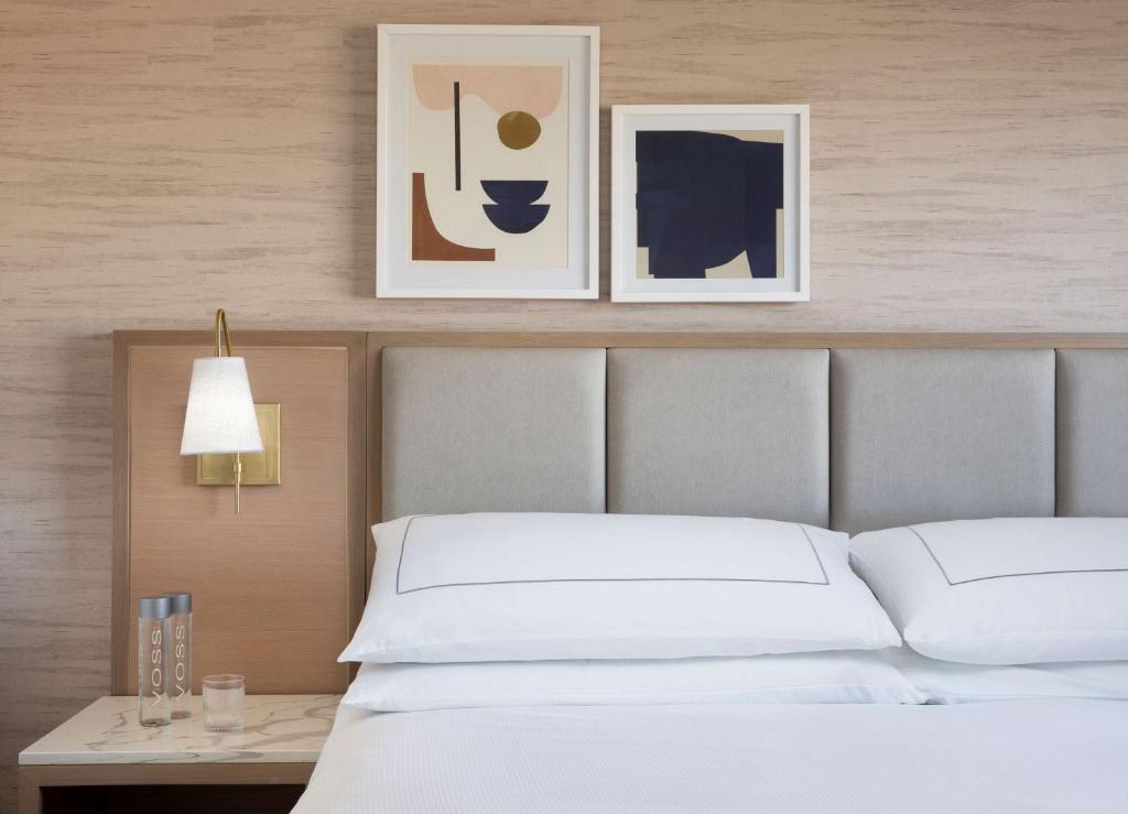 King Suite with Balcony and City View