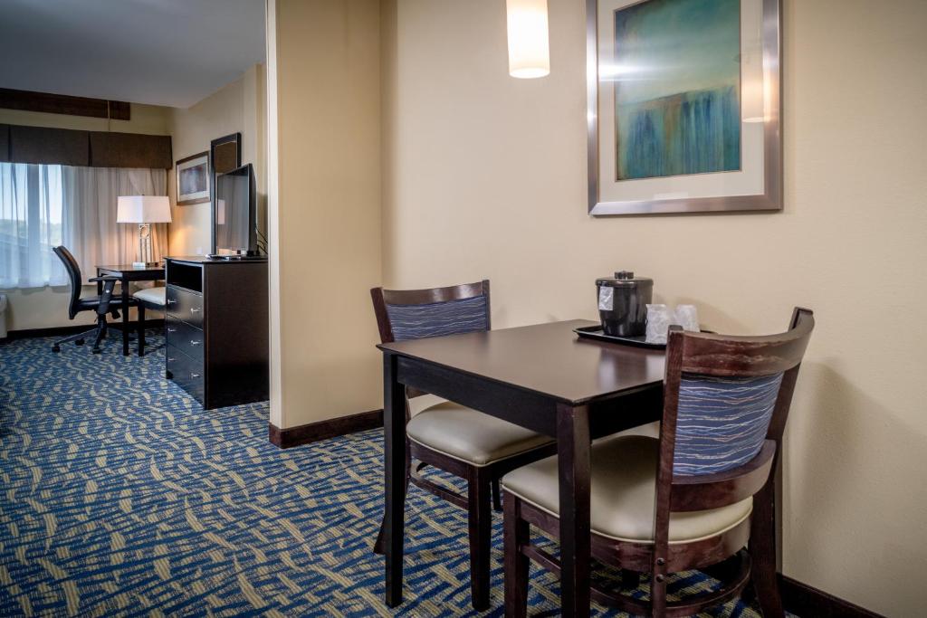 King Suite – Disability Access