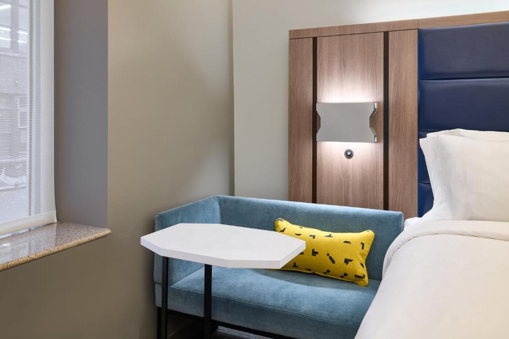 Two Full Beds Standard with Ergonomic Flex Space