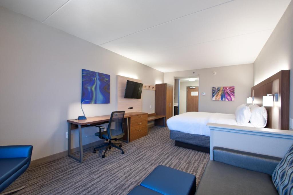 Suite – Disability Access TubNon-Smoking