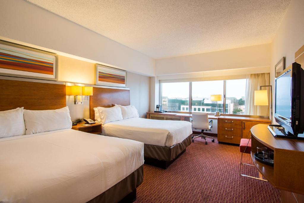 Standard Room with Two Double Beds