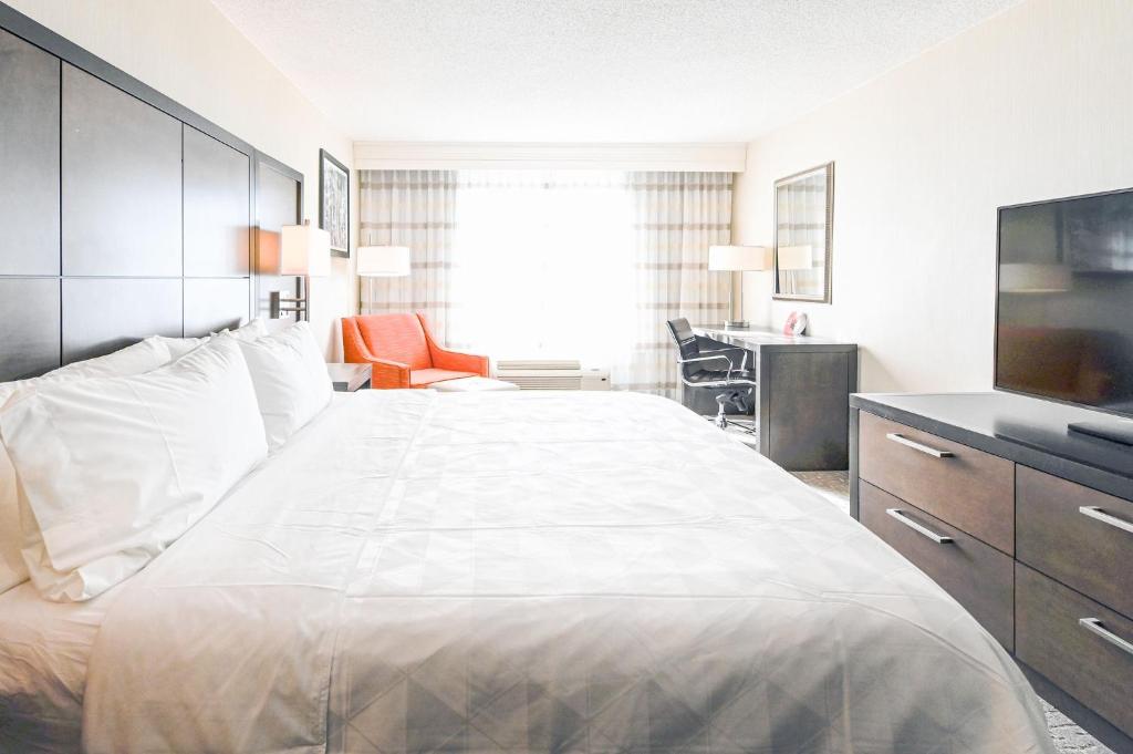 Executive King Room – Non-Smoking