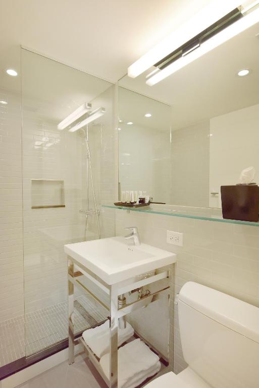 Queen Studio with Balcony