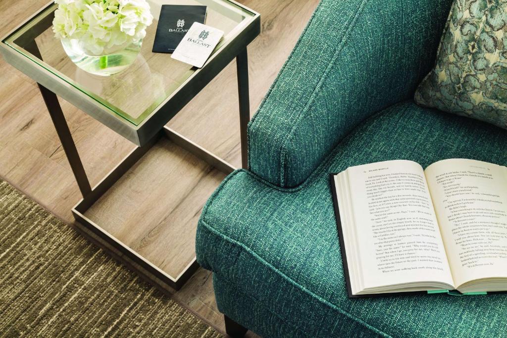 Double Room with Two Double Beds and River View