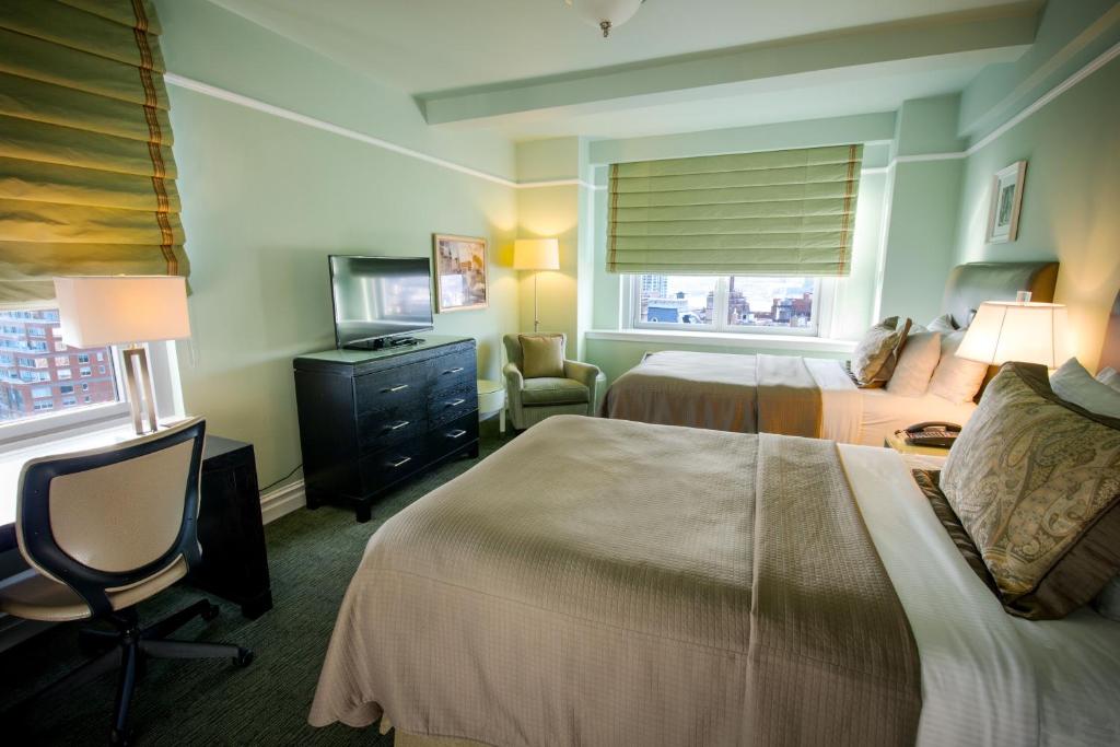 Deluxe Double Studio with Two Double Beds