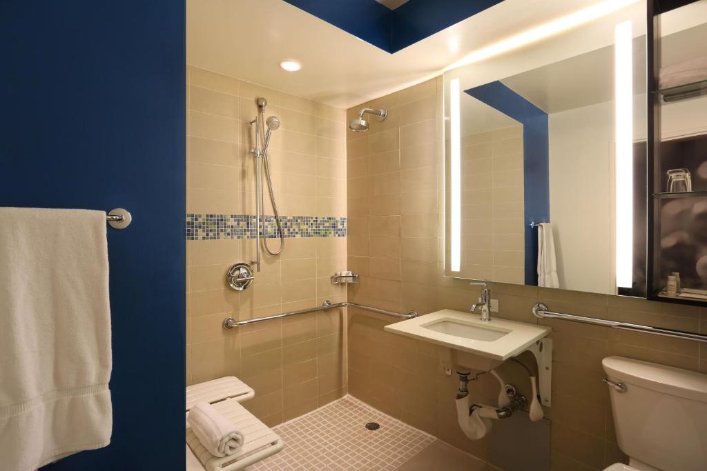 King Room – Disability Access