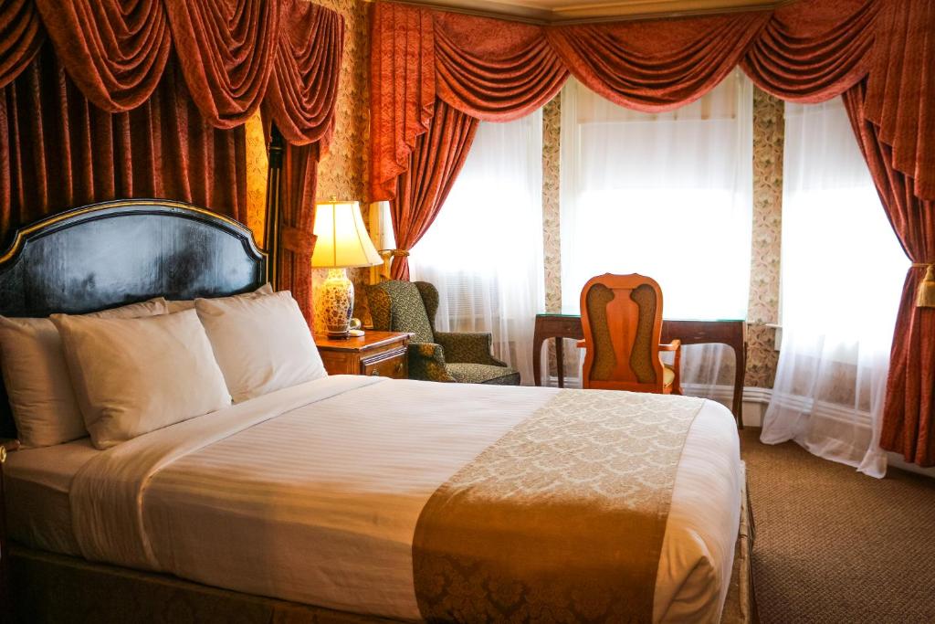 Queen Room – Disability Access