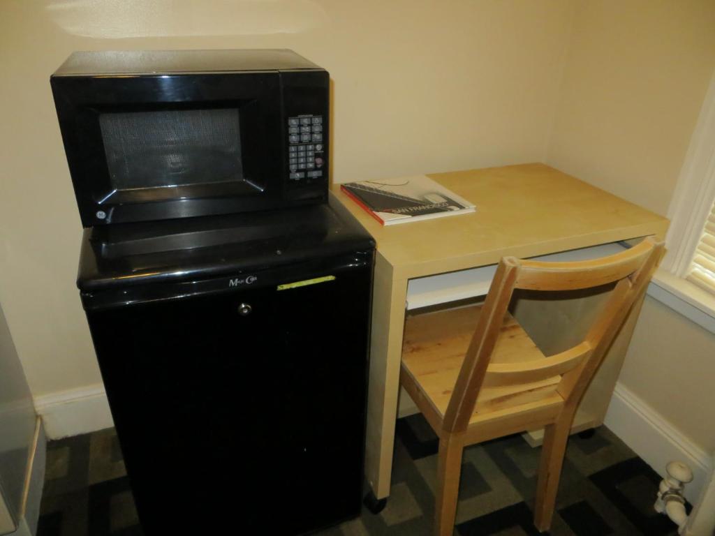 Standard Room with Shared Bathroom