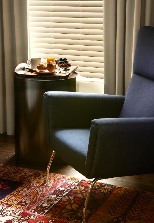 Deluxe King Room – Disability Access