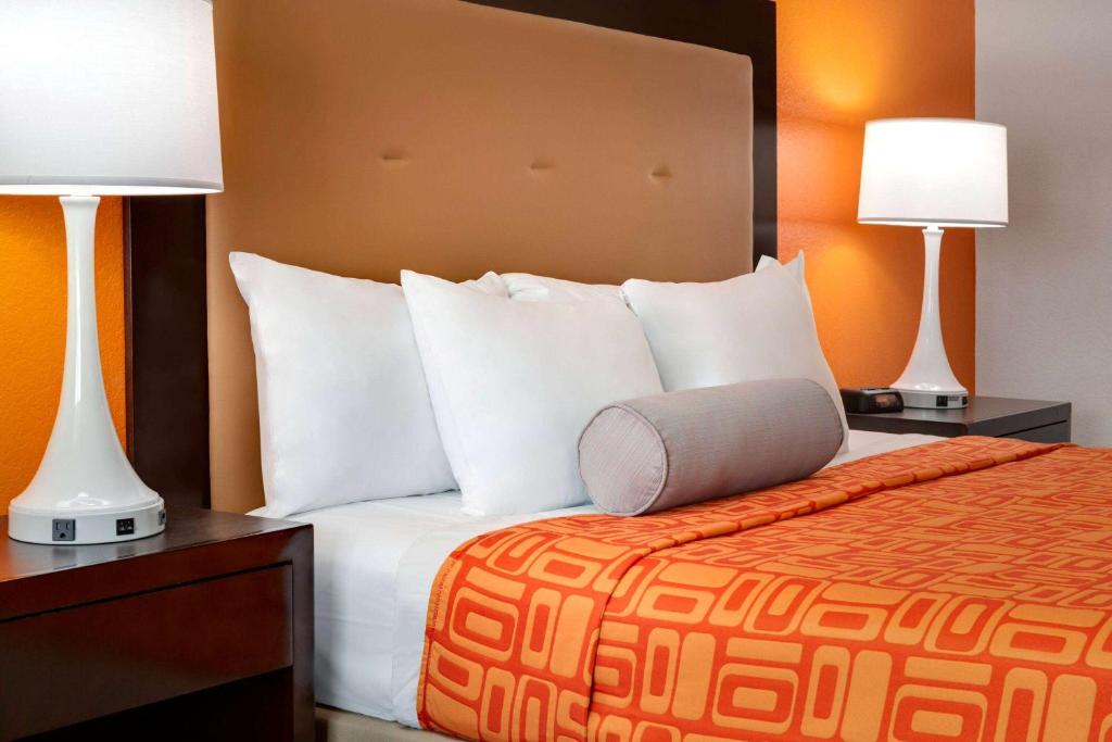 King Room – Non-Smoking