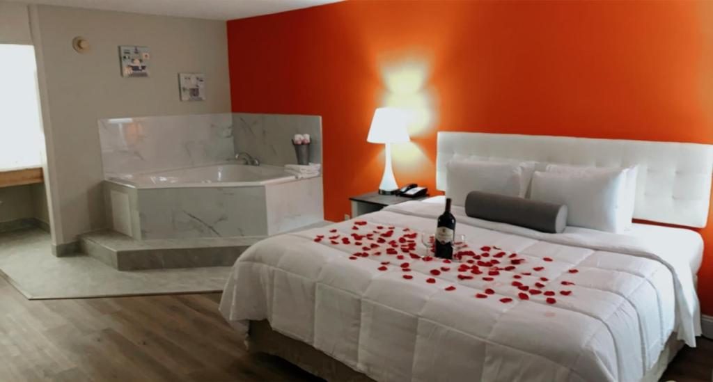 Deluxe King Room – Non-Smoking