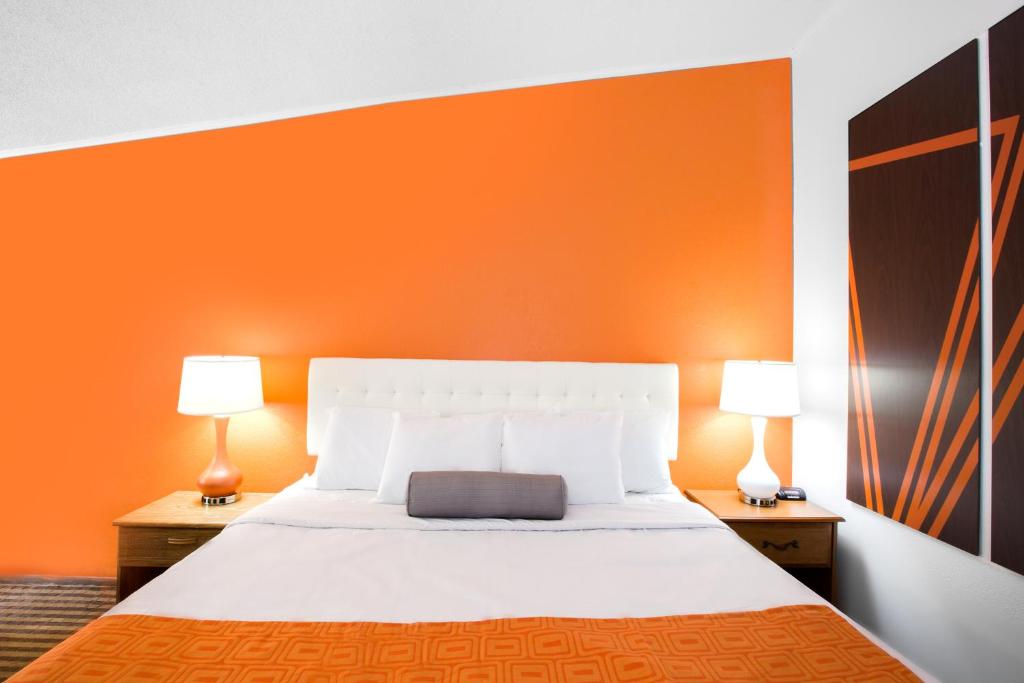 King Room – Non-Smoking